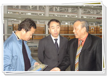 中國(guó)紡織報(bào)社長(zhǎng)遲宗君、副主編張澤華視察我司